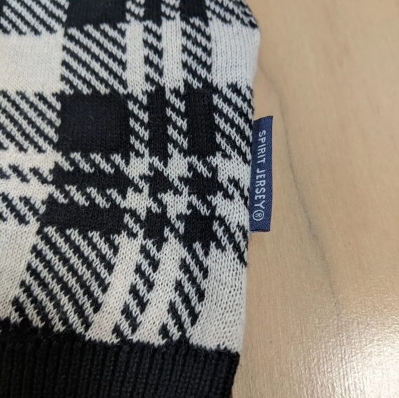 NWT! Disney World Holiday Plaid Mickey Spirit Jersey Sweater Red Black Size L - Picture 6 of 14